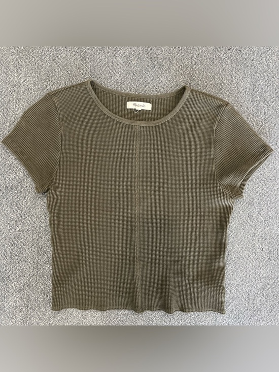 Madewell Tops - Madewell olive green crop top